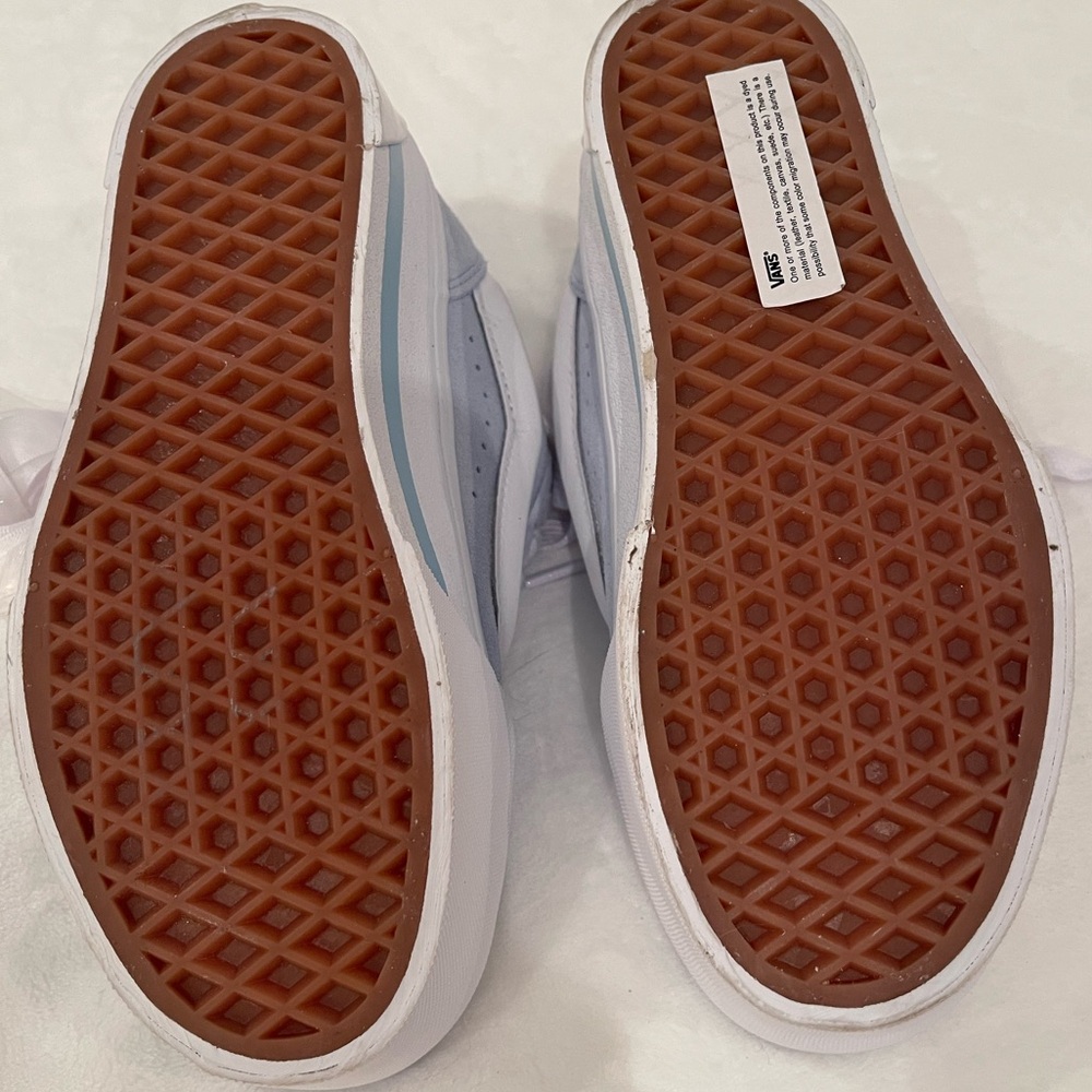 Women’s Vans White and Light Blue Platform Sneakers - NWT - Picture 5 of 10